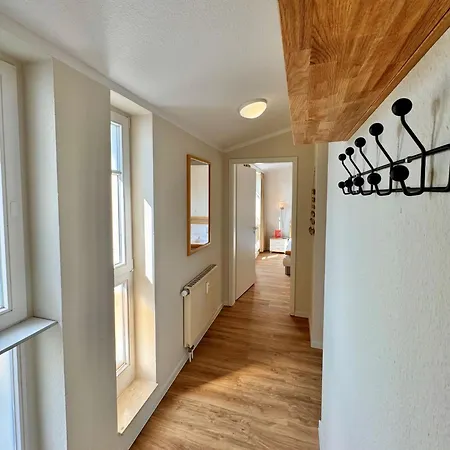 Apartment 380, Seepark